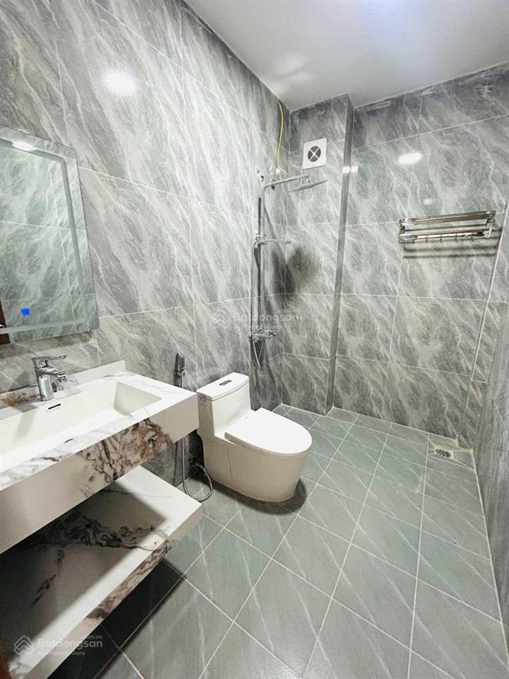 Chỉ hơn 11 tỷ có nhà 5 tầng mới phố lĩnh nam  hoàng mai thang máy  ô tô  kinh doanh cho thuê tốt