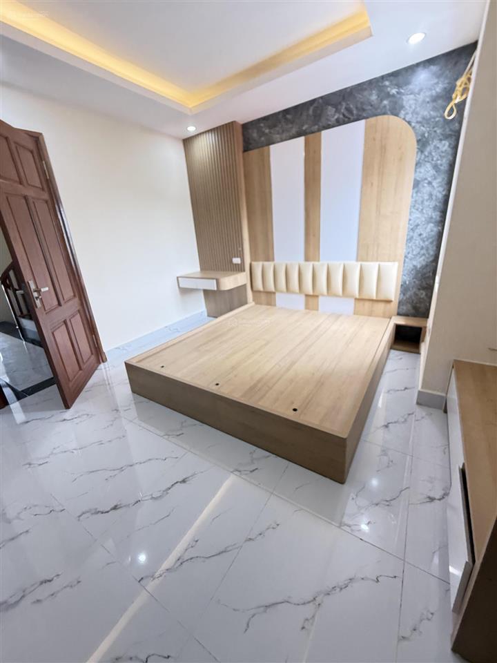 Bán gấp nhà mới phố dương văn bé hbt  56m2 6 tầng ô tô thang máy  full nội thất sau time city