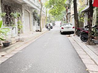 Chính chủ nhờ bán nhà phố minh khai  phân lô  ô tô  dừng đỗ ngày đêm  thang máy  nội thất đẹp
