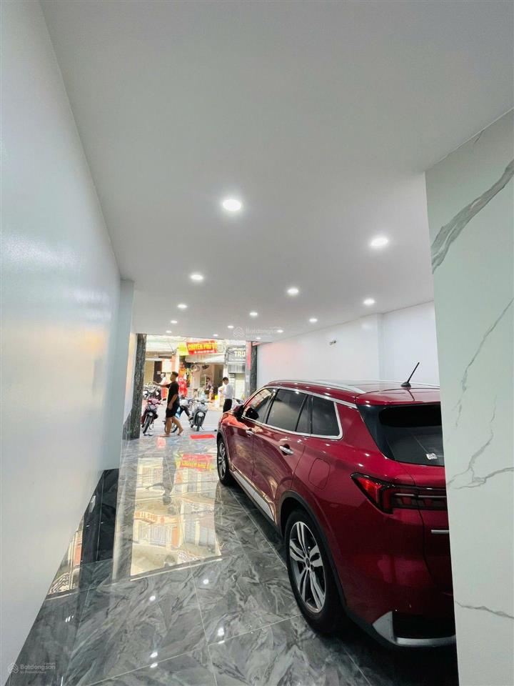 Chính chủ nhờ bán nhà phố minh khai  phân lô  ô tô  dừng đỗ ngày đêm  thang máy  nội thất đẹp