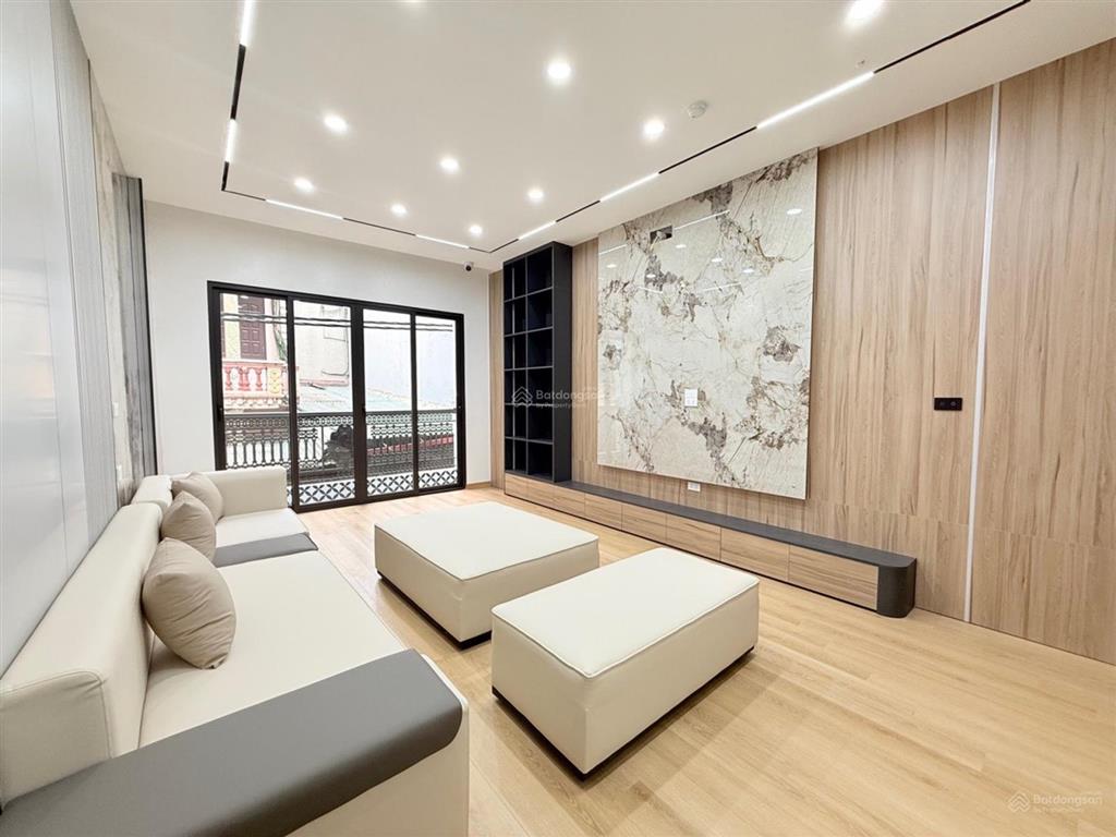 Chính chủ cần bán nhà phố minh khai phân lô 58m2 5t 5n mới koongvf9 ngủ trong nhà gần times city