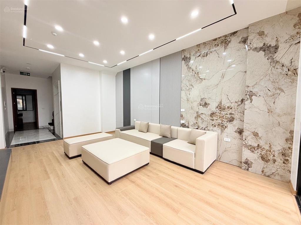 Chính chủ cần bán nhà phố minh khai phân lô 58m2 5t 5n mới koongvf9 ngủ trong nhà gần times city