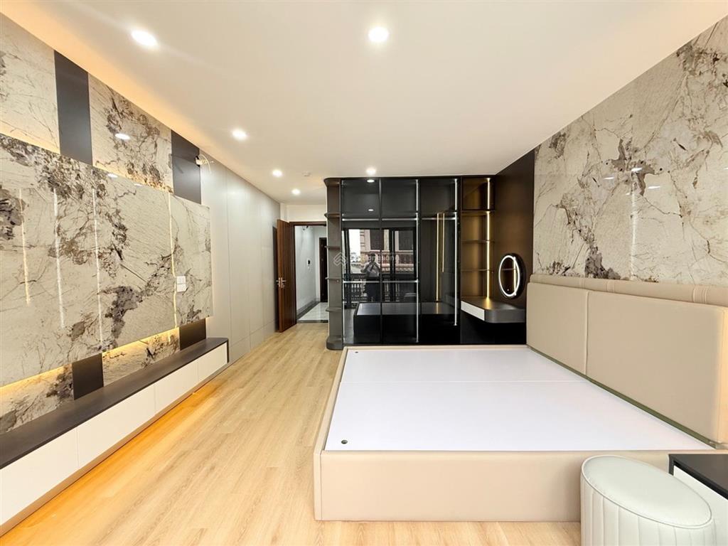 Chính chủ cần bán nhà phố minh khai phân lô 58m2 5t 5n mới koongvf9 ngủ trong nhà gần times city