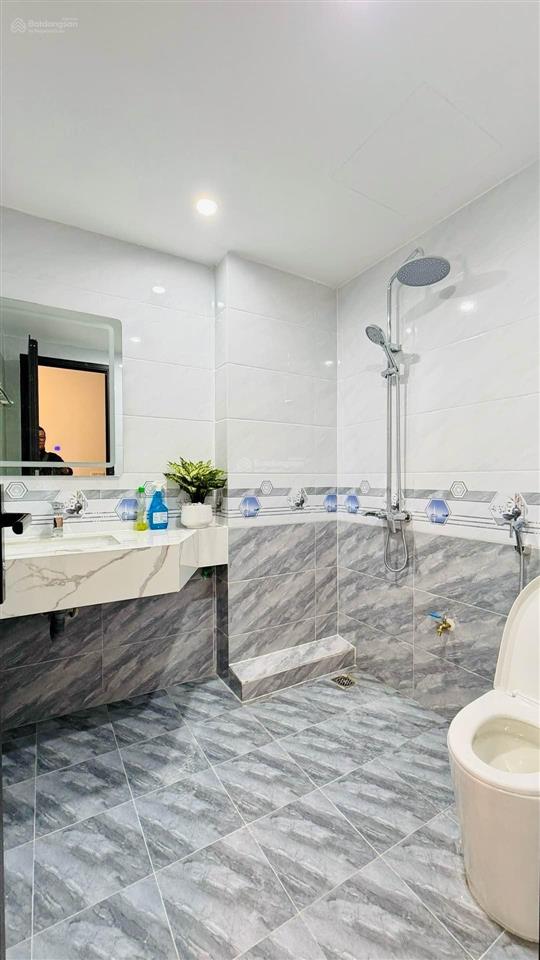 Bán gấp nhà đẹp mới coong 15m ra mặt phố bạch mai, quận hai bà trưng, hà nội 45m2 6 tầng thang máy