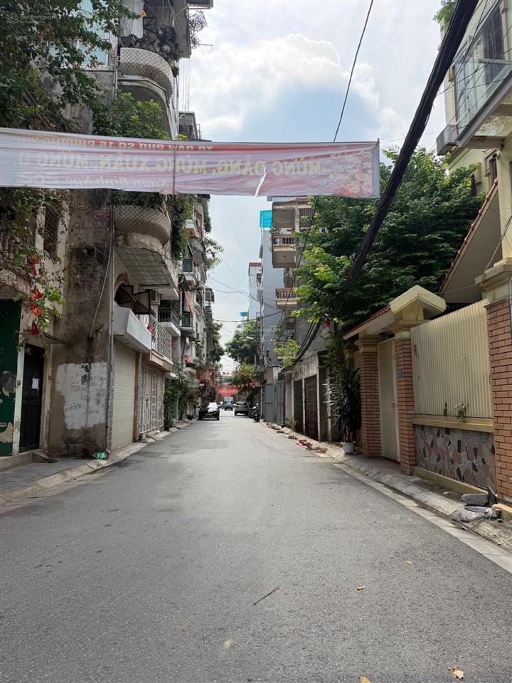 Cần bán nhà phố kim ngưu  hbt 49m2 5t 5ngủ ngõ ô tô thông thoáng, nhỉnh 8 tỷ