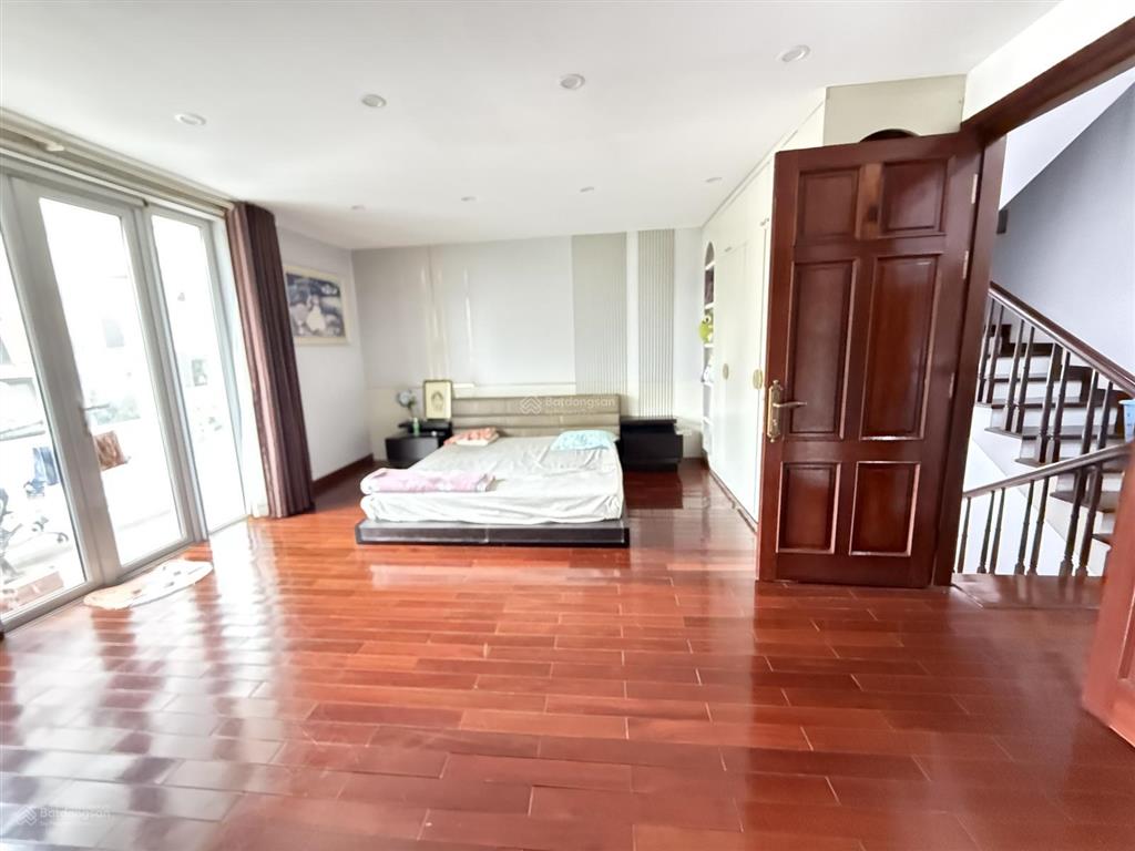 Có căn nhà đẹp phố đền lừ  hoàng mai 52m2 4 tầng  ô tô  kinh doanh cho thuê rất tốt