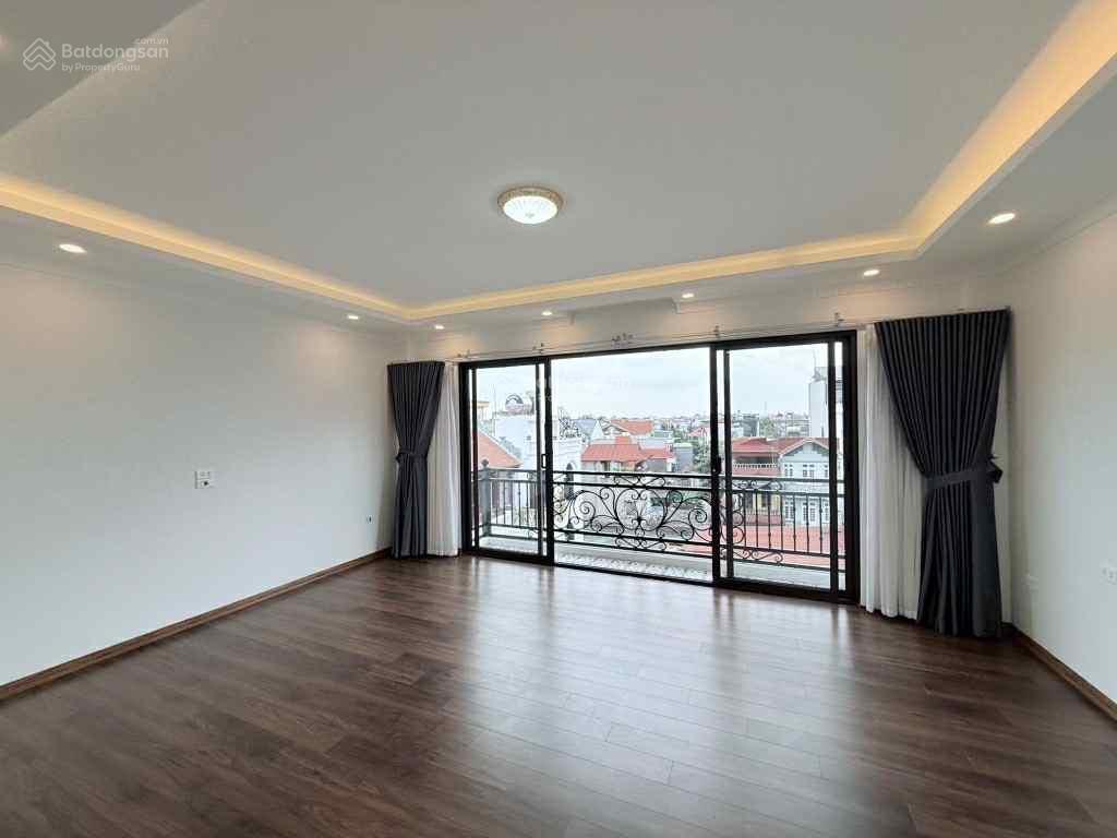 Cần bán nhà phố hoàng văn thái  quận thanh xuân 56m2 4 tầng vf5 vào nhà kinh doanh tốt, hơn 10 tỷ