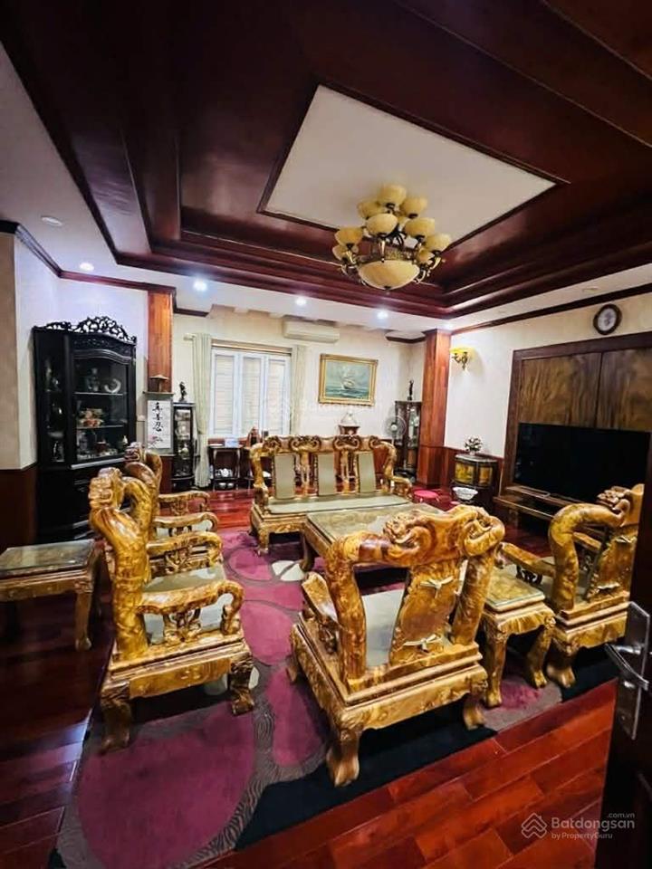 Cần bán nhà phố hoàng văn thái  quận thanh xuân 56m2 4 tầng vf5 vào nhà kinh doanh tốt, hơn 10 tỷ