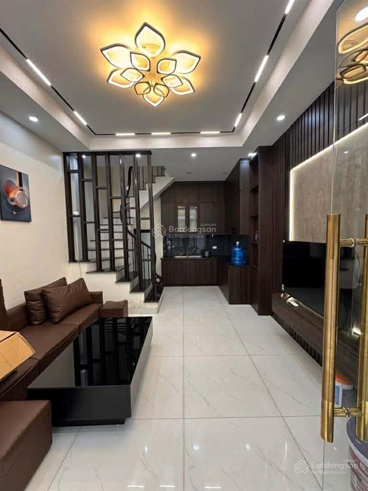Cần bán nhà phố hoàng văn thái  quận thanh xuân 56m2 4 tầng vf5 vào nhà kinh doanh tốt, hơn 10 tỷ