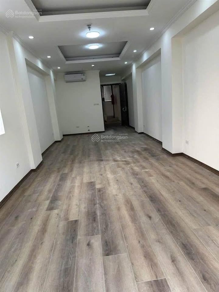 Cho thuê nhà mặt phố trần hưng đạo 60m2 x 4 tầng tổng 240m2 sàn văn phòng, hàng hiếm tại hoàn kiếm