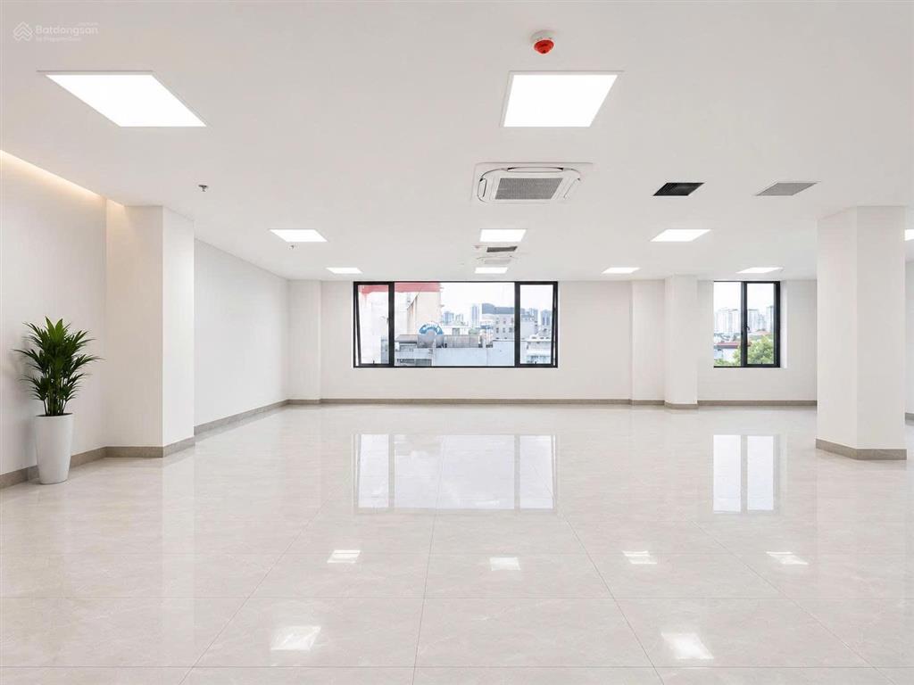 Chính chủ cần cho thuê nhà mặt phố minh khai hbt gần time city 120m2 4tầng tổng dt480m2 mới đẹp