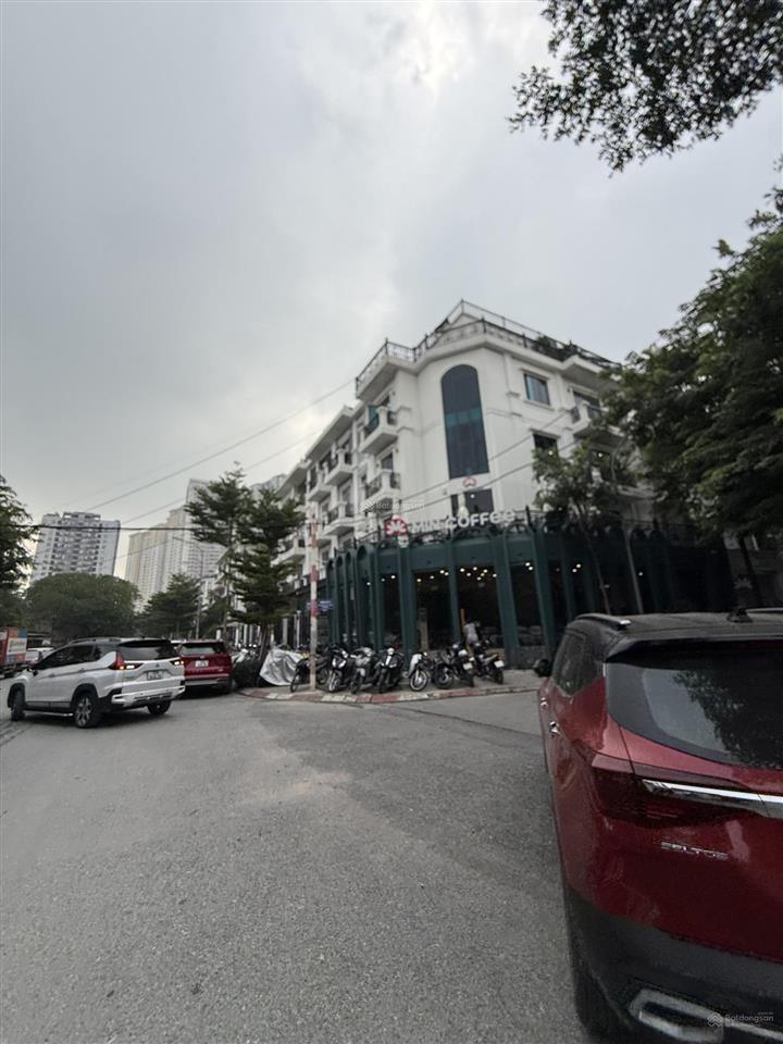 Bán gấp để định cư nước ngoài căn biệt thự 6 tầng thang máy tại khu đô thị mới đại kim nguyễn xiển