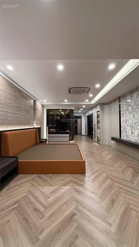 Bán nhà mặt phố tại trương hán siêu, hoàn kiếm 92 m2 6t vị trí đẹp vỉa hè thoáng kd tốt ở vượng khí