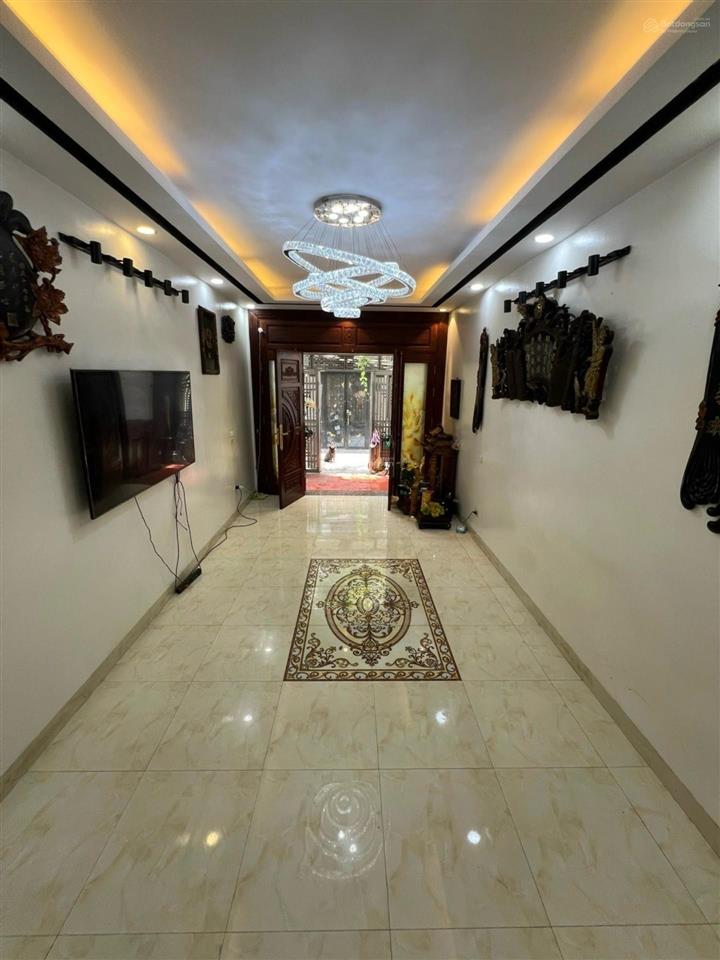 Cần bán gấp căn nhà đẹp ngay đầu phố trần khát chân  hbt 62m2 5 tầng ô tô chủ tự xây tâm huyết