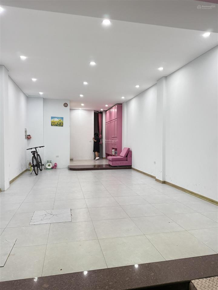 Hơn 17 tỷ có ngay nhà liền kề phố minh khai  hbt 59m2 8 tầng đẹp ô tô thang máy kd, làm văn phòng