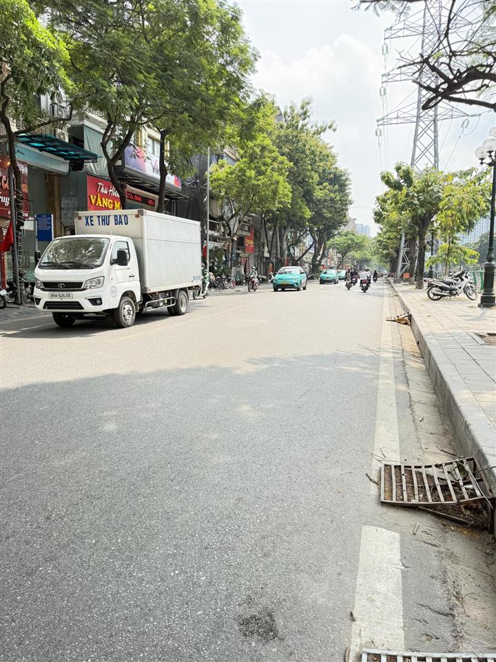 Hơn 17 tỷ có ngay nhà liền kề phố minh khai  hbt 59m2 8 tầng đẹp ô tô thang máy kd, làm văn phòng