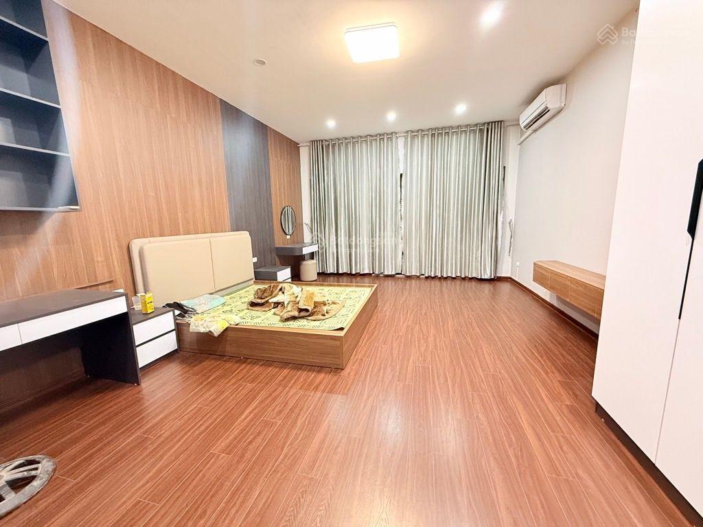 Bán gấp nhà mặt phố trung tâm quận hoàng mai 75m2 6tầng thang máy  ô tô  kinh doanh cho thuê hot