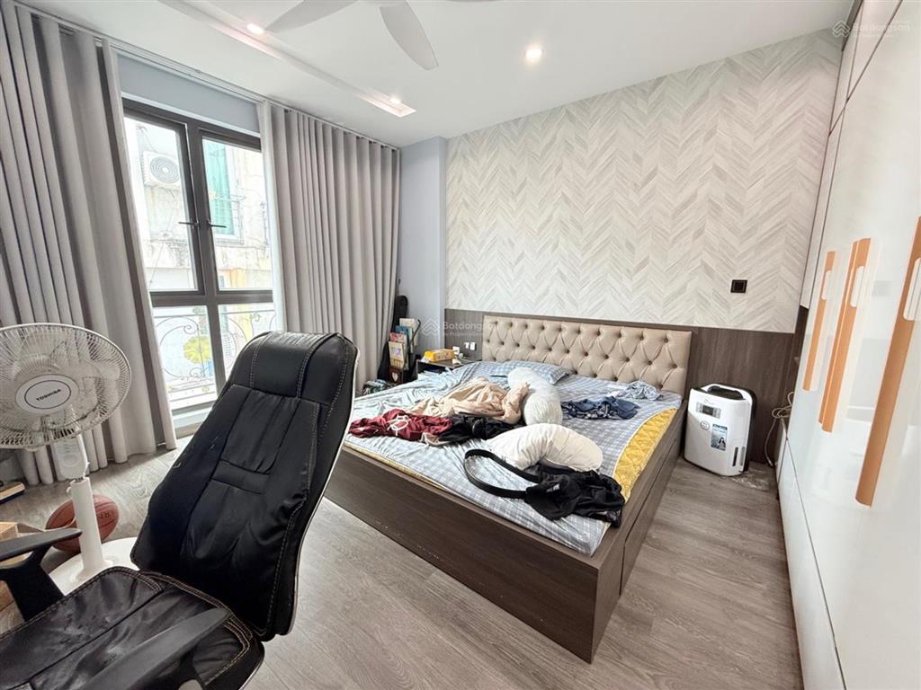 Bán gấp nhà mặt phố trung tâm quận hoàng mai 75m2 6tầng thang máy  ô tô  kinh doanh cho thuê hot