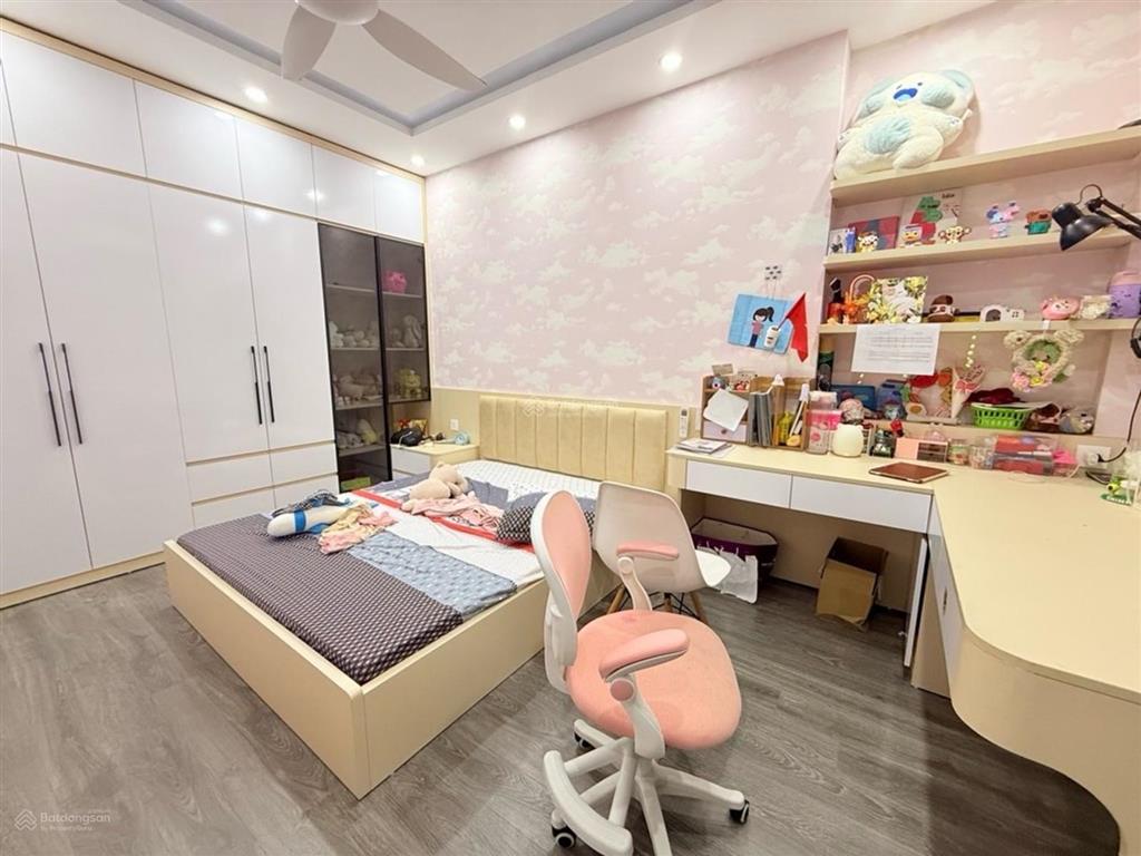 Bán gấp nhà mặt phố trung tâm quận hoàng mai 75m2 6tầng thang máy  ô tô  kinh doanh cho thuê hot
