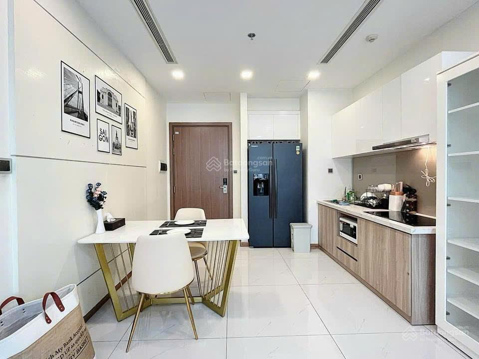 Bán gấp chung cư sky garden 3 69m2 2pn2wc 2ty100 triệu