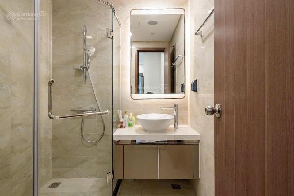 Bán gấp chung cư sky garden 3 69m2 2pn2wc 2ty100 triệu