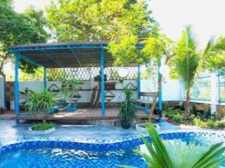 Cho thuê villa 2 tầng mt lương hữu khánh  sơn trà diện tích 300m
tổng 6pn,5wc,sân vườn,hồ bơi