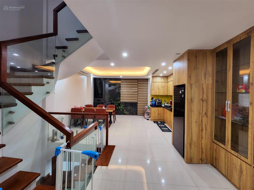 Liền kề văn khê hoàn thiện đẹp, vỉa hè, kinh doanh, gía rẻ hơn nhà thô 83m2, giá 18tỷ5