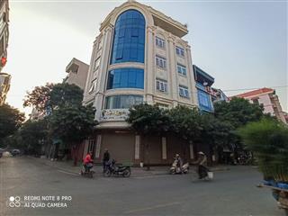 Lô góc, 2 mặt đường, vỉa hè, kinh doanh  mặt công viên 365  hà trì 104m2, giá 23 tỷ