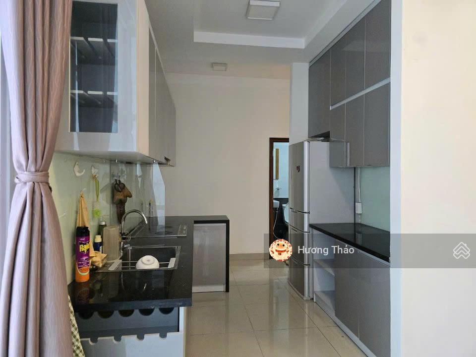 Nhà có việc nên bán ch belleza quận 7, dt 78m2 2pn 2wc gía 2,03 tỷ  sổ chính chủ kèm nội thất