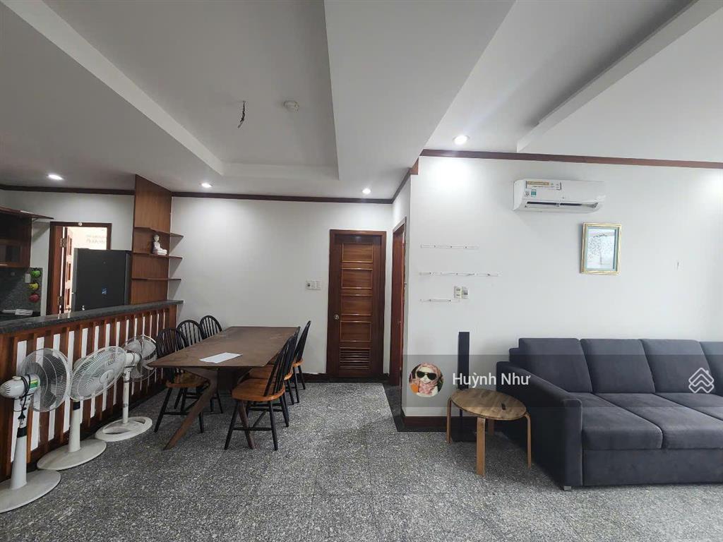 Bán ch phú hoàng anh  nhà bè dt 88m2, 2pn 2wc gía 1,96 tỷ tầng trung đã có sổ kèm full nội thất