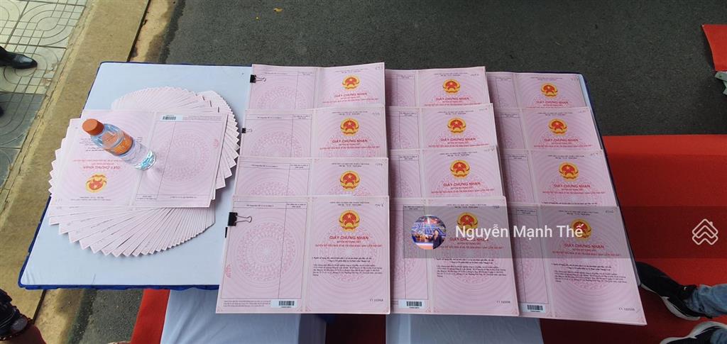 Lô đất nền sđ sẵn duy nhất đối diện công viên, giá cực rẻ cho kh đầu tư cất cánh cùng sb long thành