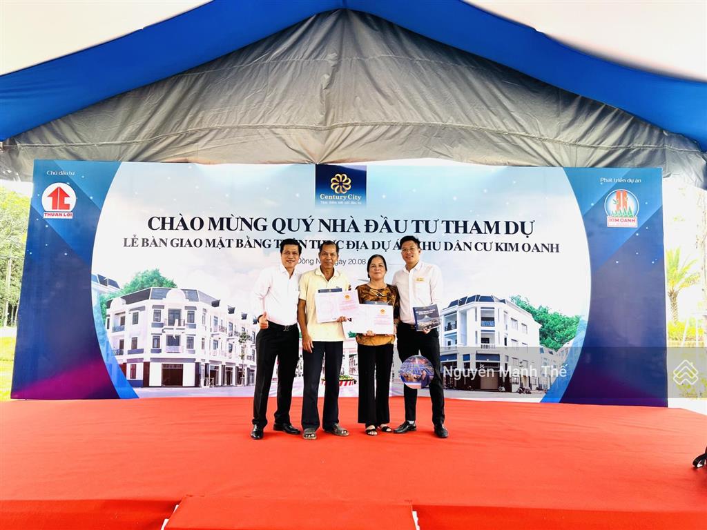Lô đất nền sđ sẵn duy nhất đối diện công viên, giá cực rẻ cho kh đầu tư cất cánh cùng sb long thành