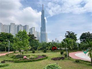 Chốt ngay! chủ gửi bán gấp lô đất góc 2mt ngay song hành q2  xd hầm 7 tầng  35x21m  chỉ 130tr/m2