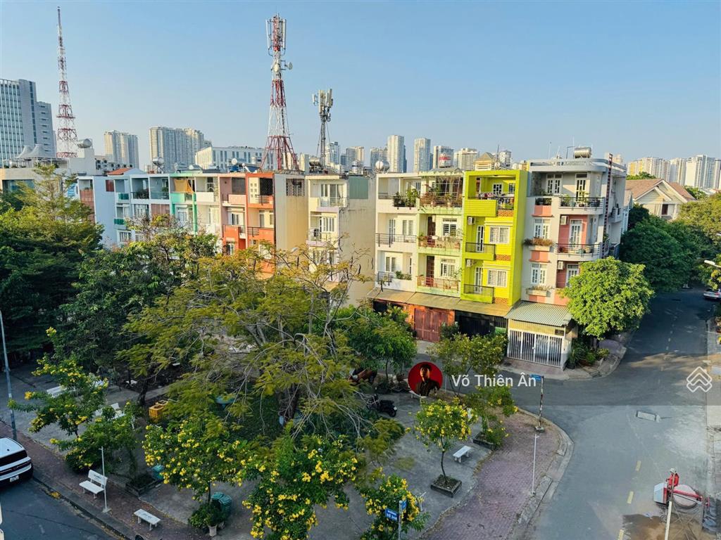 Chỉ duy nhất! căn nhà 4 tầng full nt view công viên mt ngay trần lựu 4x20m  giảm sâu chỉ 1x tỷ.