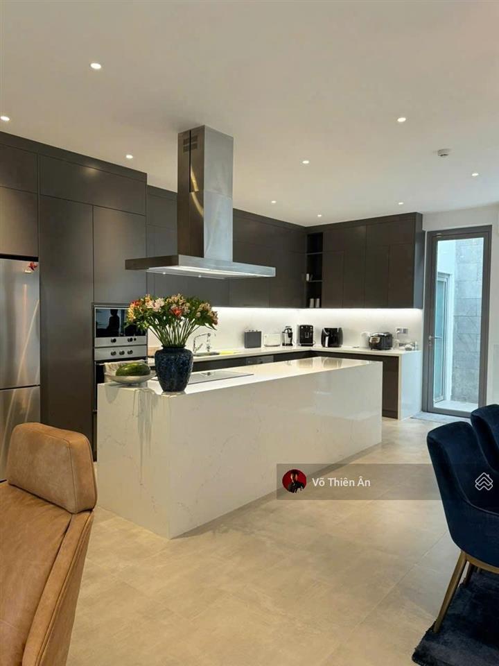 Chốt gấp anh chị ơi! sở hữu căn villa  hồ bơi cực đẹp  13x25,5m  hđt 150tr/th  chỉ 144 tr/m2