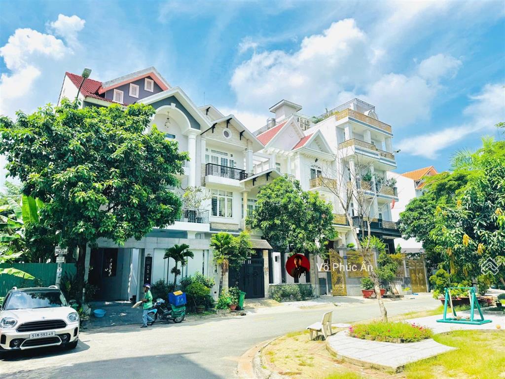 Giá hời thủ đức house! lô đất ven sông  view công viên  13m x 18m  xây 4 tầng  siêu rẻ 22,9 tỷ