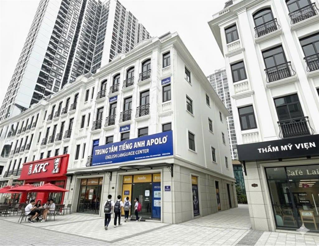 Có 102 shophouse tmdv tại sakura 150m2 x 4.5 tầng, 2 mặt thoáng ,full tiện ích (rẻ quá 24.7 tỷ)