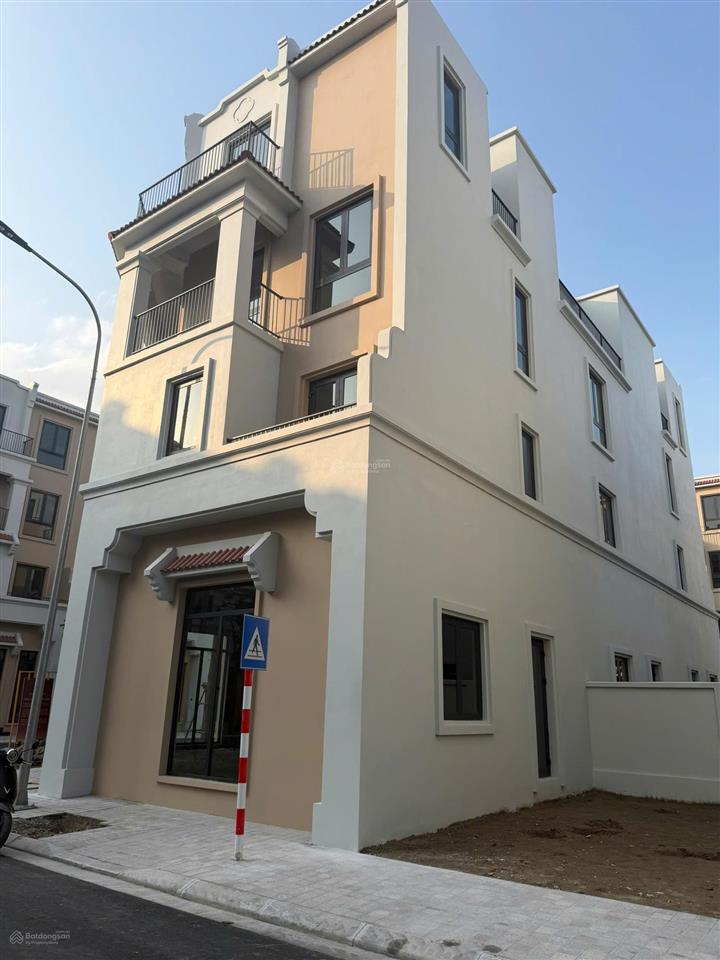 Sốc quá sốc liền kề 120m² (đường rộng 13m) giá chỉ 15 tỷ nhận nhà ở ngay (vô đối)  quá hấp dẫn