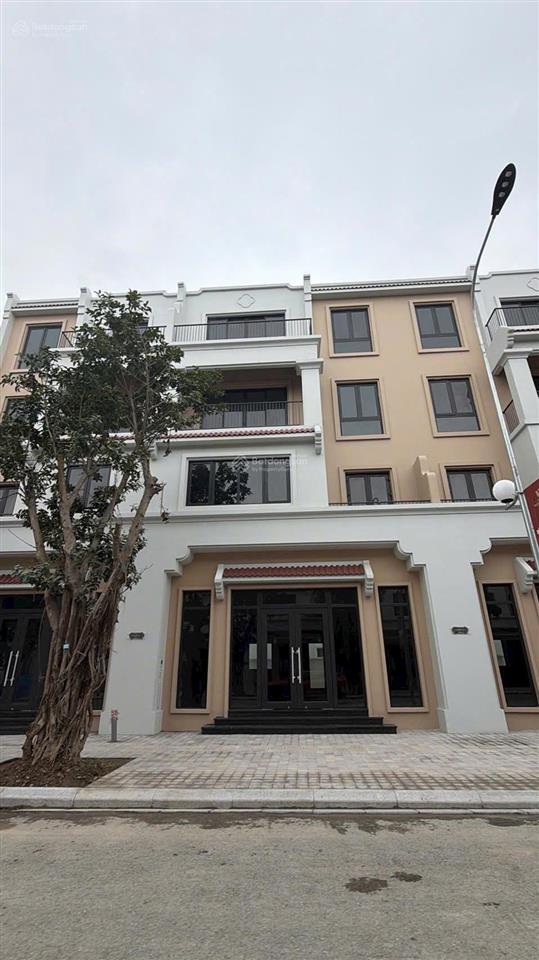 Sốc quá sốc liền kề 120m² (đường rộng 13m) giá chỉ 15 tỷ nhận nhà ở ngay (vô đối)  quá hấp dẫn