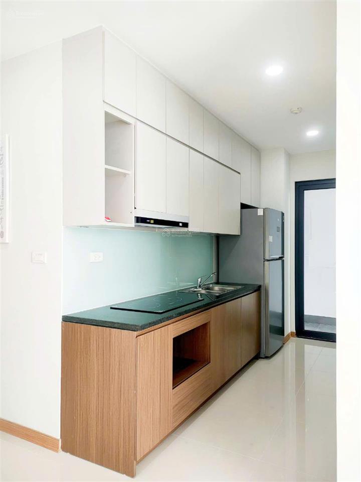 Mình chính chủ bán căn 2 p ngủ toà dv03. tầng trung. full nt, sổ hồng. giá 5 tỷ 3,  0866 755 ***