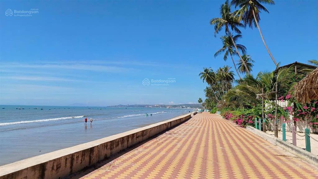 Bán căn nhà view biển chill chill khu phố tây hoà bình, hàm tiến