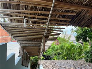 Bán căn nhà view biển chill chill khu phố tây hoà bình, hàm tiến