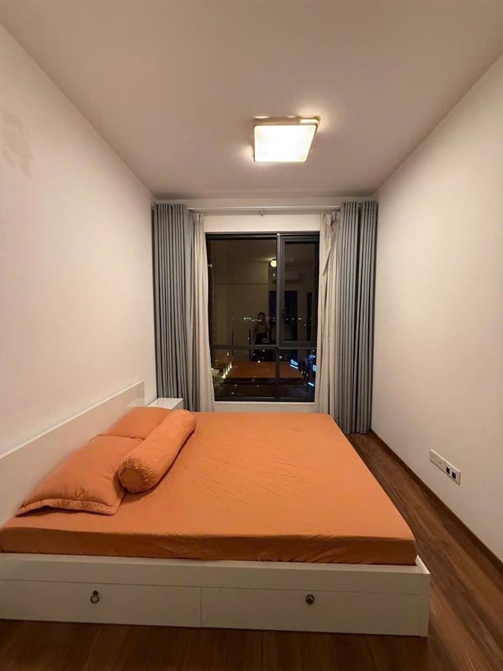 Chính chủ gửi bán, ch osimi tower q. gò vấp, giá 1 tỷ 740 dt 60m2, dọn vào ở ngay  đã có sổ hồng