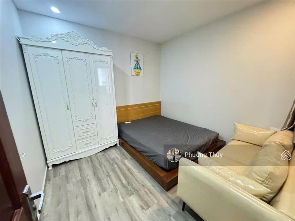 Giá mềm nhất khu vực, ch era town q. 7, dt 96m², 2pn 2nvs, nội thất cơ bản  view đẹp