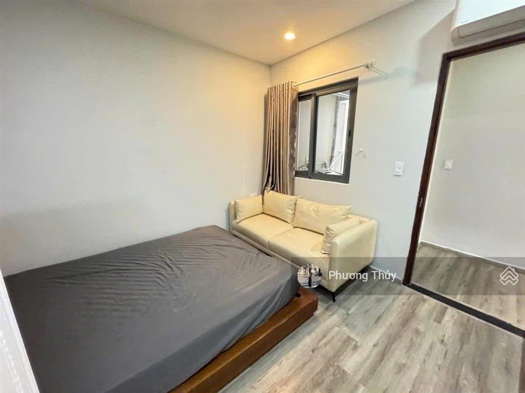 Giá mềm nhất khu vực, ch era town q. 7, dt 96m², 2pn 2nvs, nội thất cơ bản  view đẹp