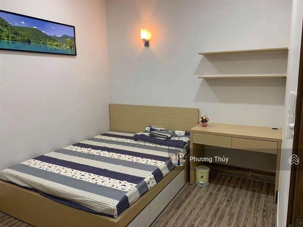 Chính chủ gửi bán ch sky center q. tân bình, dt75m2, 2pn + 2wc, nội thất cơ bản  có sổ hồng