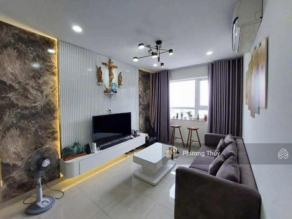 Chính chủ gửi bán, ch ehome s q.9, dt 68m2, 2pn + 2wc, đầy đủ tiện ích  có sổ hồng