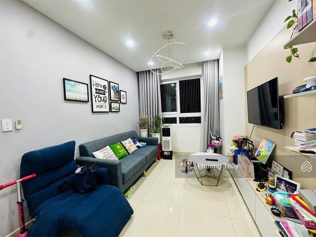 Hạ giá 300 triệu bán nhanh, ch screc tower q. 3 dt 76m2, 2pn2nvs, nội thất cơ bản  shr