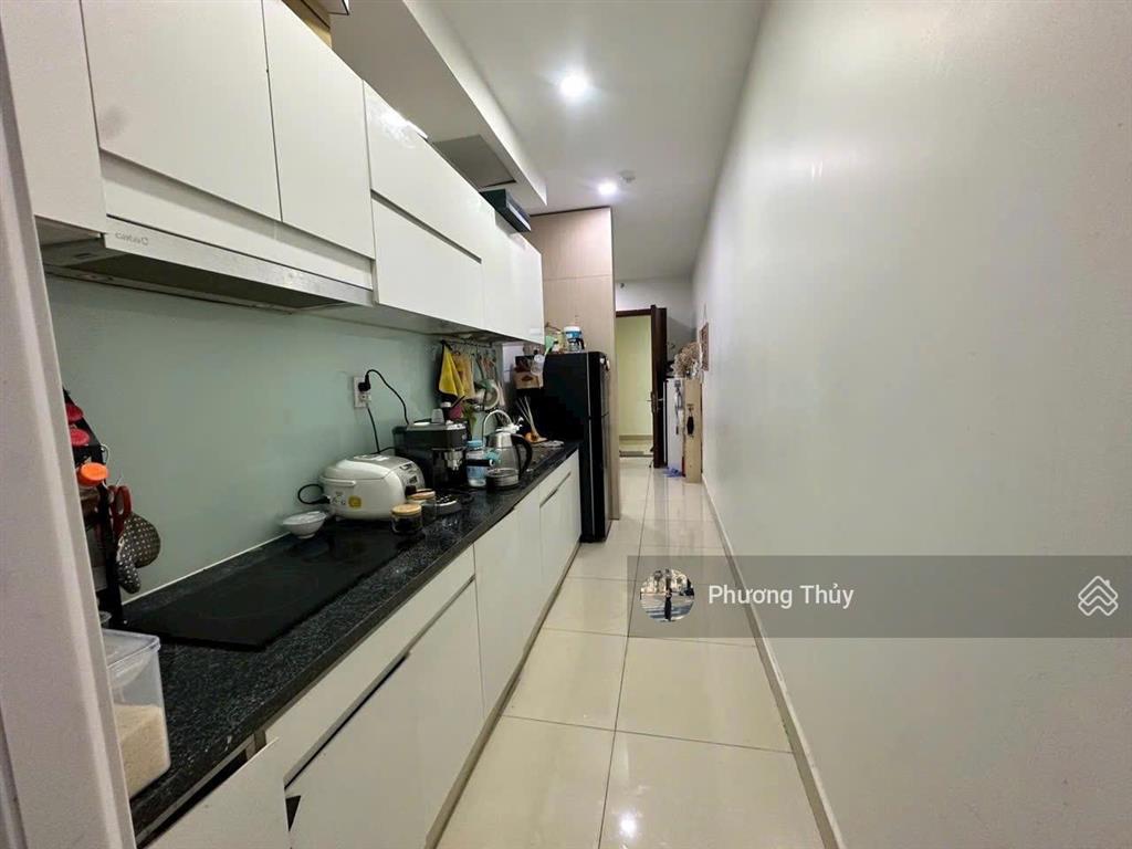 Hạ giá 300 triệu bán nhanh, ch screc tower q. 3 dt 76m2, 2pn2nvs, nội thất cơ bản  shr