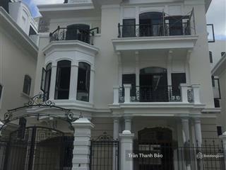 Bán tài sản khan hiếm khu compound ngay nguyễn văn hưởng ( dt 18,3m x 29m  3 tầng ), giá 105 tỷ